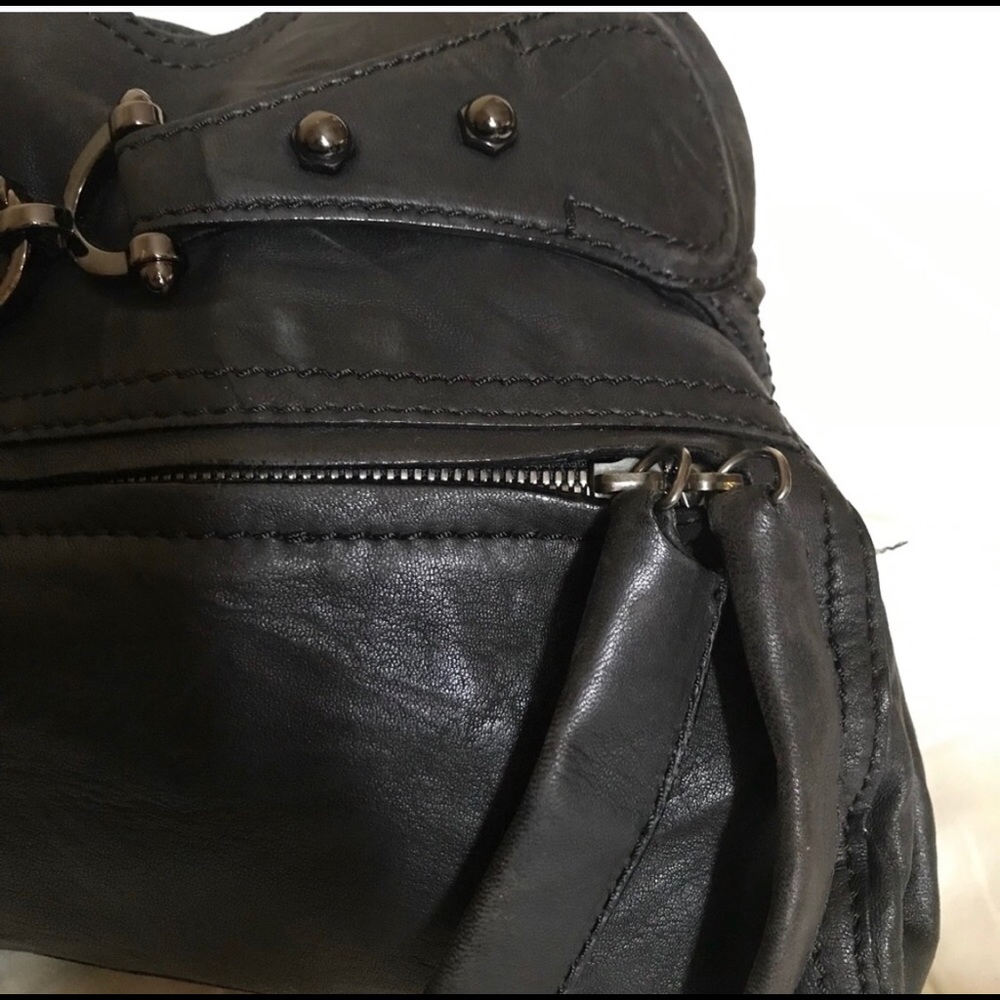 *SOLD* NEW Givenchy Bettina Lambskin - Picture 3 of 8